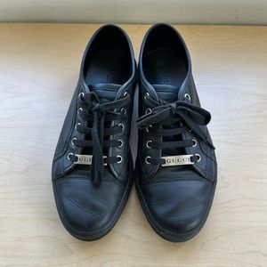 Gucci black leather sneaker